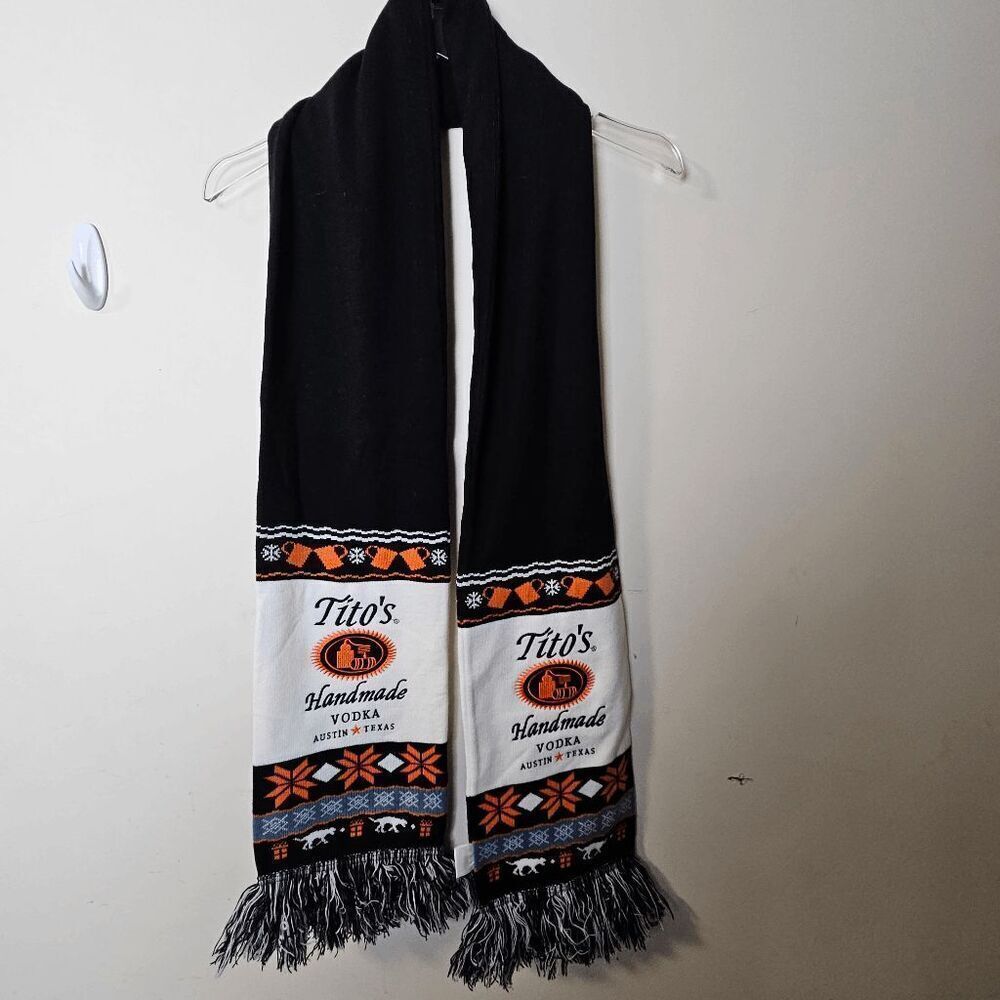 Tito's Vodka Winter Knit Scarf Ice Cube Unisex